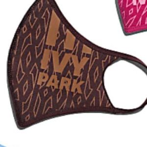 IVY PARK X ADIDAS FACE MASK- NIGHT RED